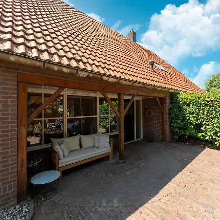 Holiday home House With A Large Garden In Achterhoek *